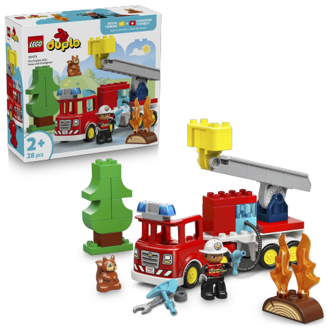 [maysh26] 10473Fire Truck with Hose and Firefighter